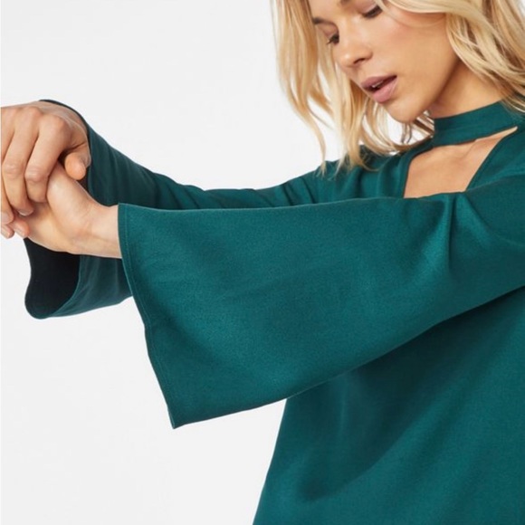 Justfab Choker Shift Dress, green long sleeve mini short dress - Picture 2 of 7